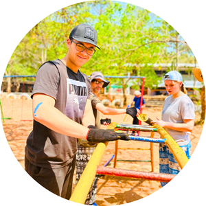 Australian university students volunteer in Northern Thailand and work on a renovation project at a local school